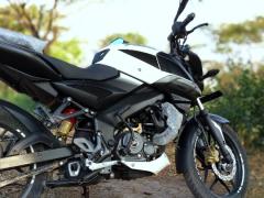 Bajaj Pulsar NS 160 Single Disc